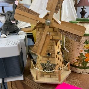 Bank music box